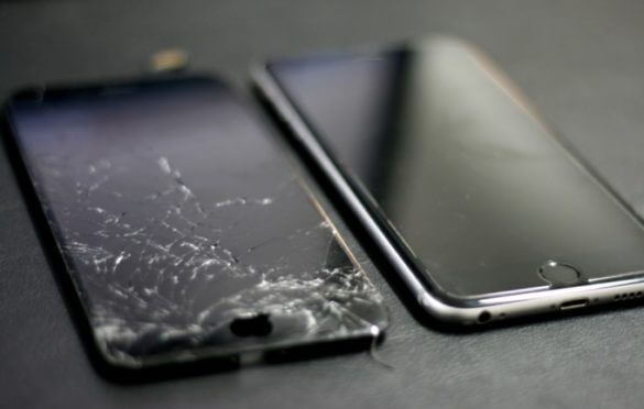 Тріщини, смуги на екрані iPhone, не реагує на дотики, як вирішити проблему